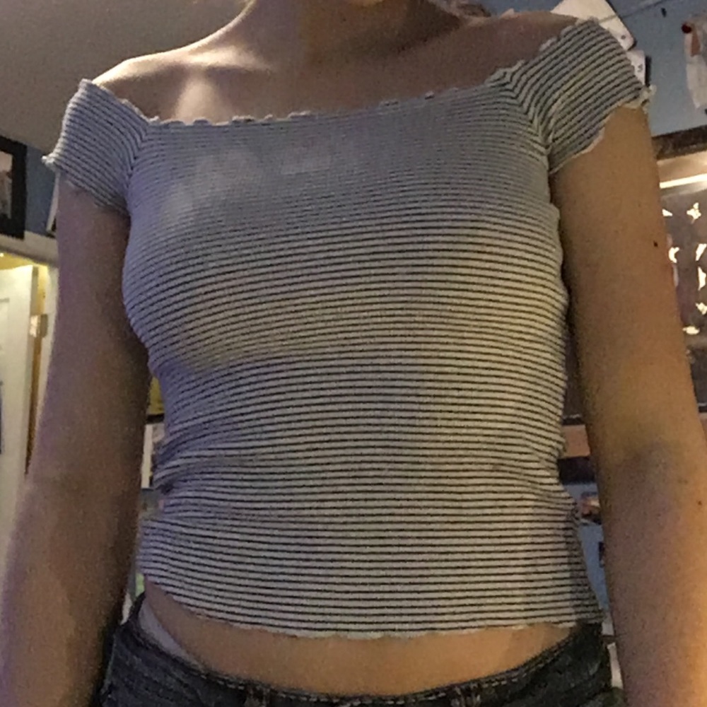 Black off shoulder shirt stripes white